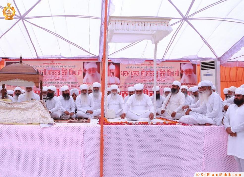 Wreath – lying ceremony at Raikot Shaheedi Mela 15 August 2014